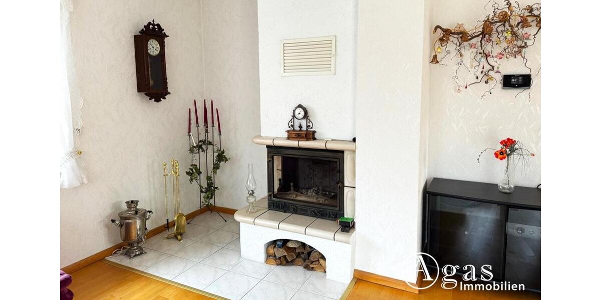 möbliertes Einfamilienhaus mit ca. 180 m² Wohnfläche, 6 Zimmern und Pool in Ahrensfelde 6 zimmer