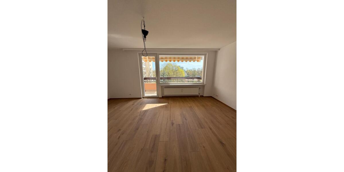 Etagenwohnung Hochheim am Main - 2 Zimmer, 65 m&sup2;, 910&euro; | Angebot:26049623