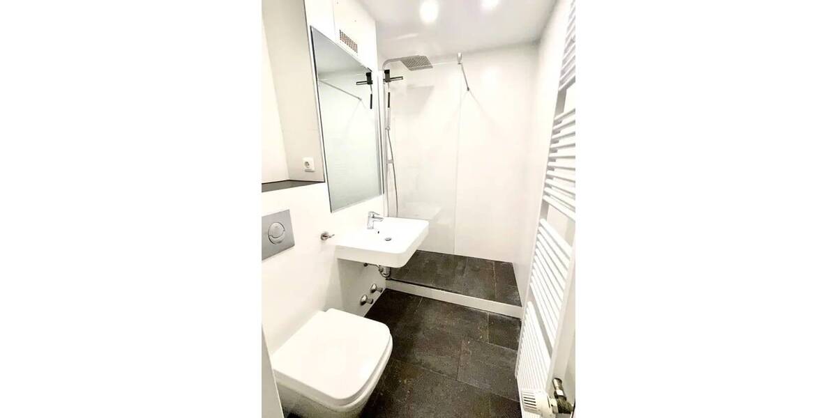 Etagenwohnung Köln Zollstock - 2 Zimmer, 47 m&sup2;, 1.040&euro; | Angebot:26411215