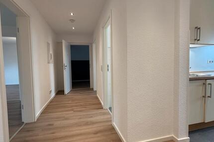 Wohnung Saarbrücken West - 3 Zimmer, 80 m&sup2;, 1.050&euro; | Angebot:25171350