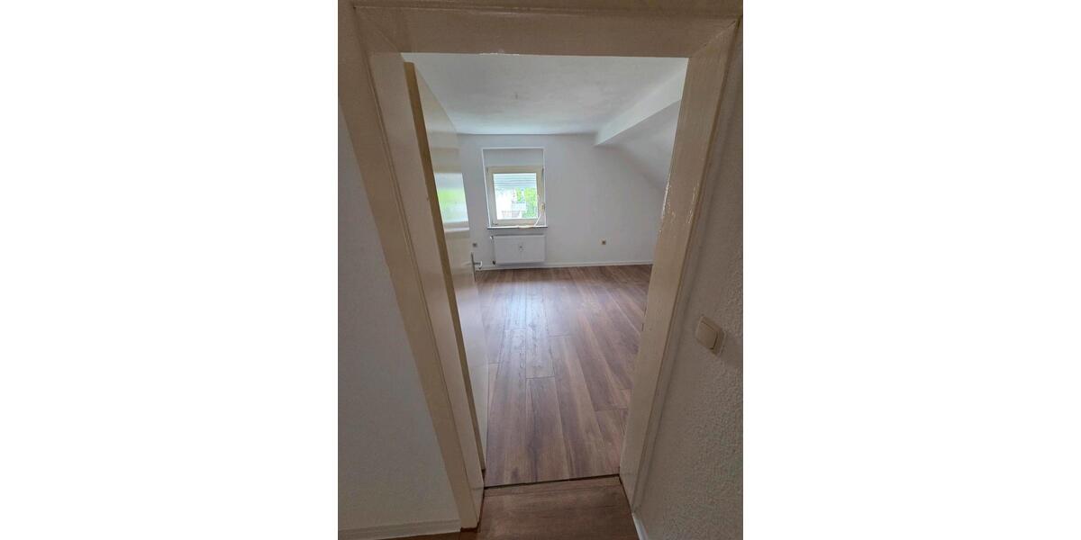 Dachgeschoßwohnung Gummersbach - 2 Zimmer, 60 m&sup2;, 430&euro; | Angebot:26567451