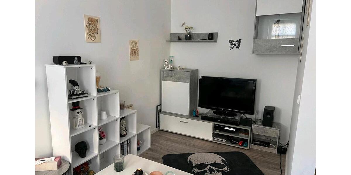 Etagenwohnung Merseburg - 1 Zimmer, 28 m&sup2;, 270&euro; | Angebot:24588176