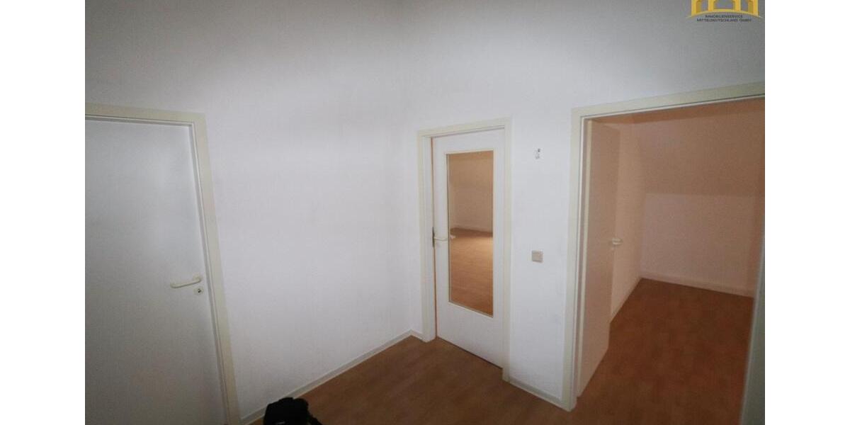 Etagenwohnung Ballenstedt - 2 Zimmer, 63 m&sup2;, 375&euro; | Angebot:23871935