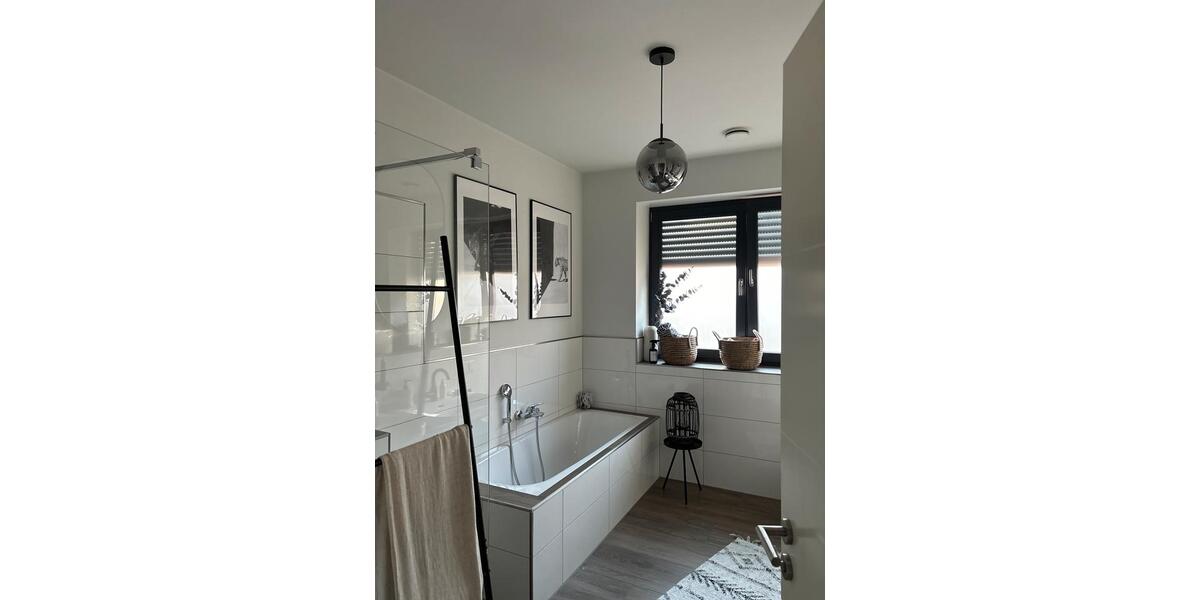 Erdgeschoßwohnung Achim - 3 Zimmer, 114 m&sup2;, 1.380&euro; | Angebot:26050369