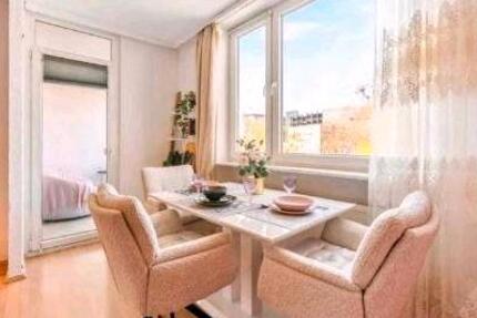 Wohnen auf Zeit Hanau - 2 Zimmer, 54 m&sup2;, 39&euro; | Angebot:26664543