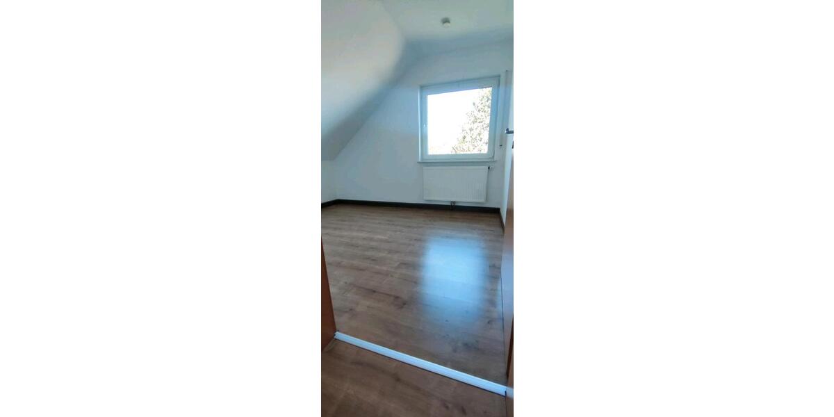 Etagenwohnung Saterland - 2 Zimmer, 95 m&sup2;, 690&euro; | Angebot:26237601