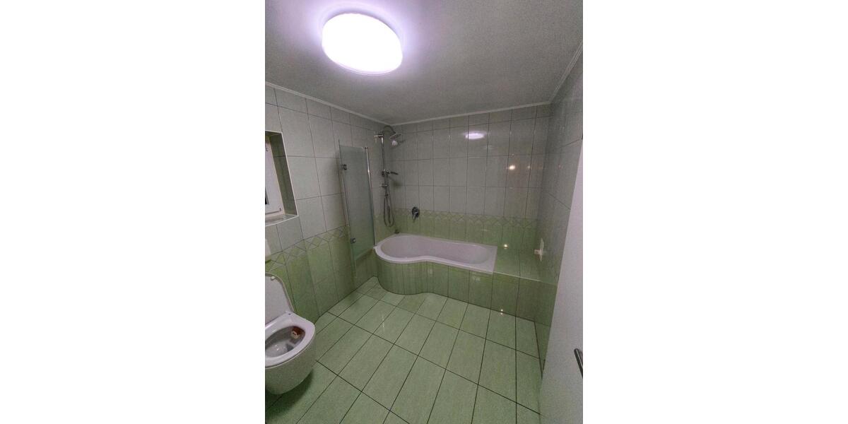 Erdgeschoßwohnung Pfullendorf - 3 Zimmer, 80 m&sup2;, 1.000&euro; | Angebot:24868647