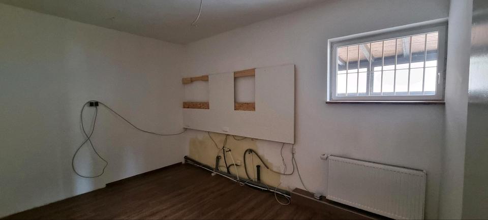 Erdgeschoßwohnung Kronach - 2.5 Zimmer, 95 m&sup2;, 700&euro; | Angebot:25965986