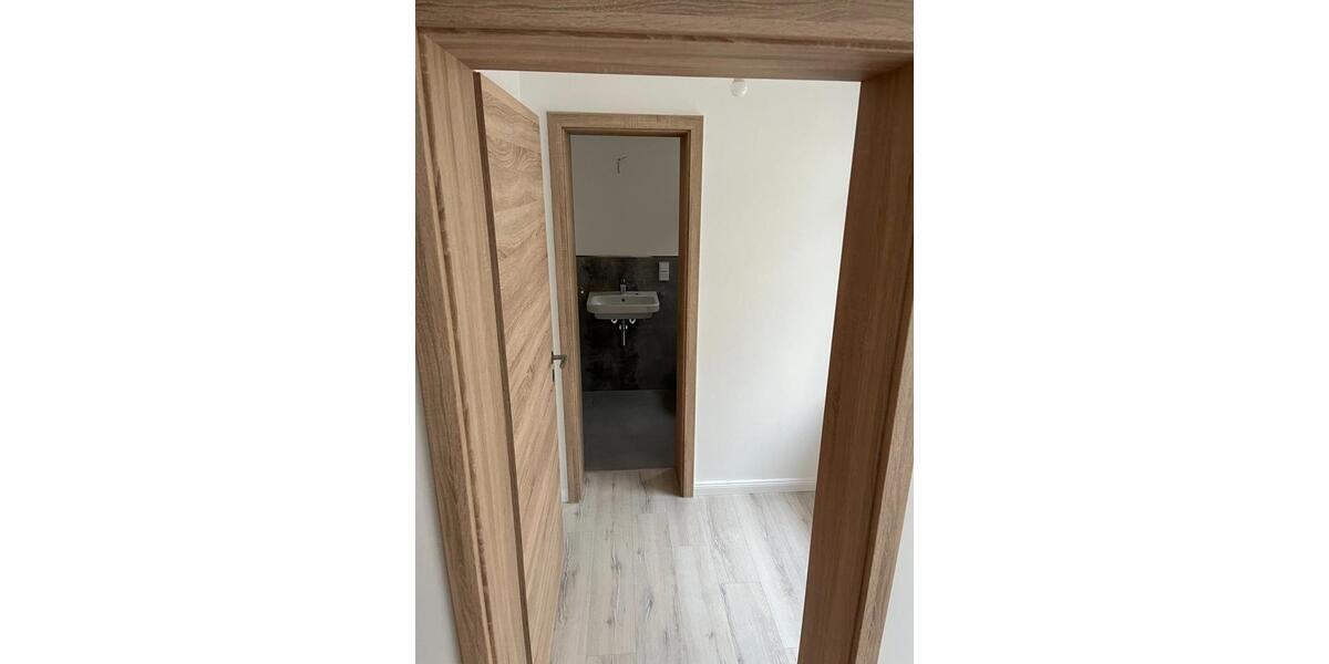 Etagenwohnung Zschopau - 4 Zimmer, 95 m&sup2;, 997&euro; | Angebot:24685304