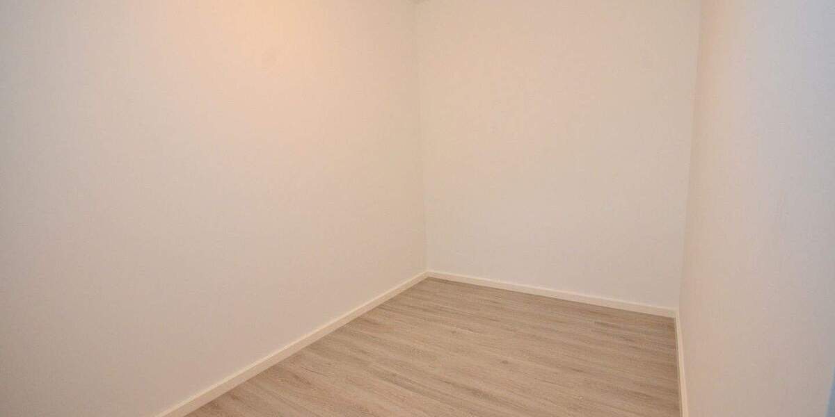 Etagenwohnung Neu-Isenburg Isenburg - 2 Zimmer, 109 m&sup2;, 1.300&euro; | Angebot:23980868