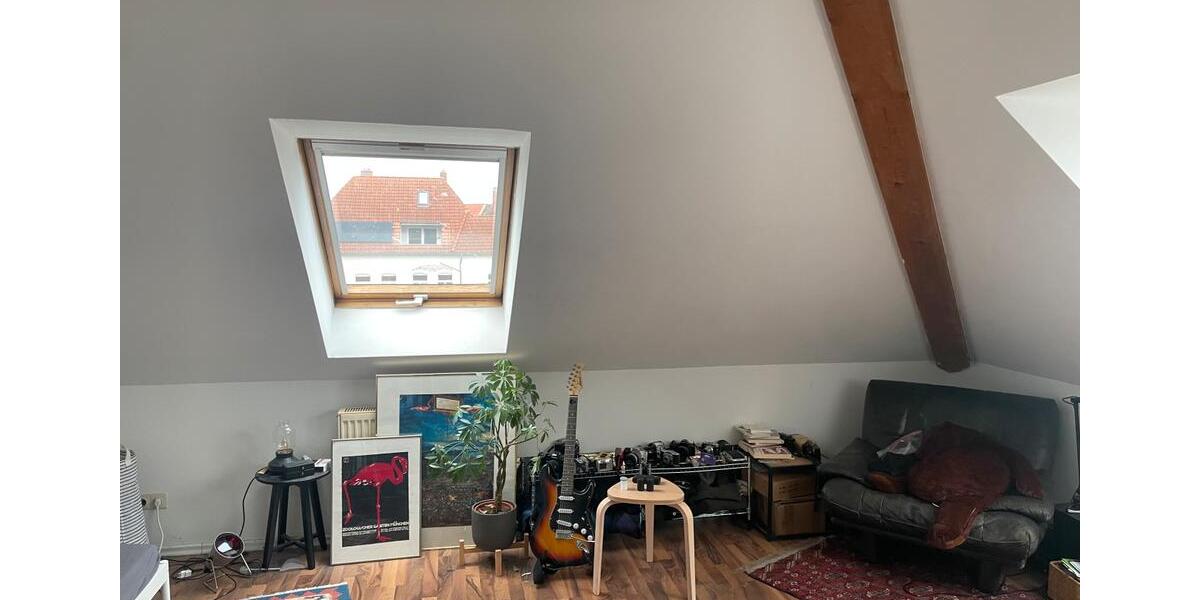 Helles, Großzügiges WG-Zimmer in Uni-Nähe 3 zimmer