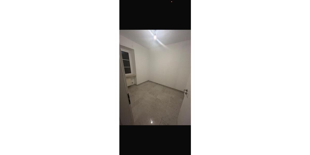 Etagenwohnung Singen (Hohentwiel) - 2 Zimmer, 40 m&sup2;, 790&euro; | Angebot:26578980