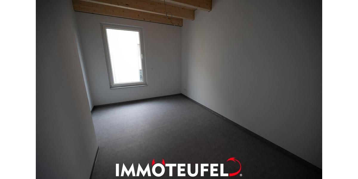 Etagenwohnung Limbach-Oberfrohna Oberfrohna - 4 Zimmer, 128 m&sup2;, 1.480&euro; | Angebot:26586576