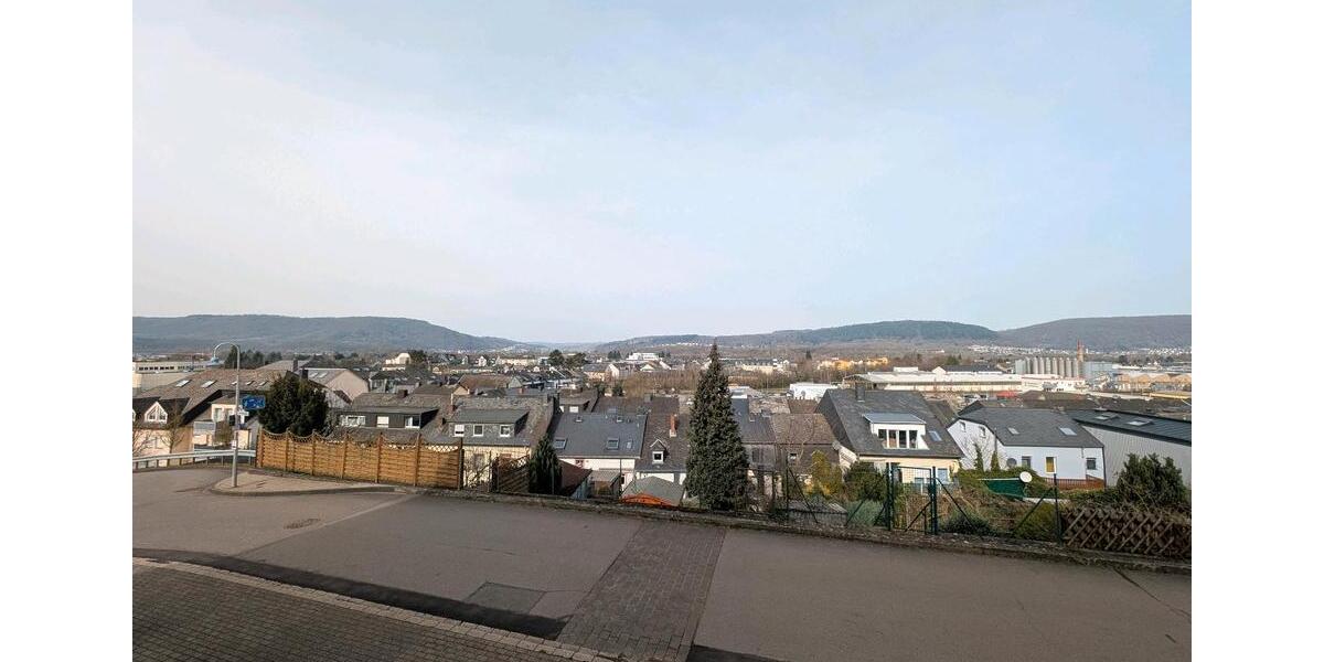 Etagenwohnung Konz - 2 Zimmer, 76 m&sup2;, 880&euro; | Angebot:25568937