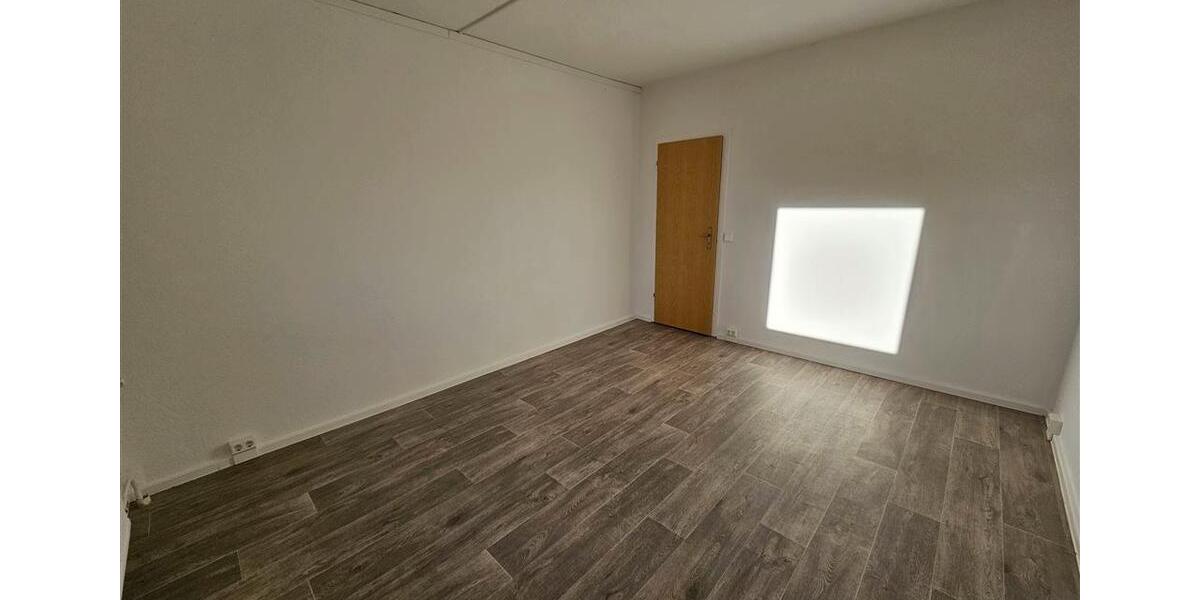 Etagenwohnung Lauchhammer - 3 Zimmer, 64 m&sup2;, 387&euro; | Angebot:19446274