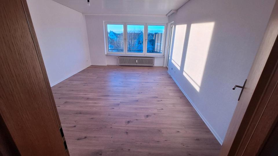 Etagenwohnung Eutin - 3 Zimmer, 72 m&sup2;, 700&euro; | Angebot:25415910