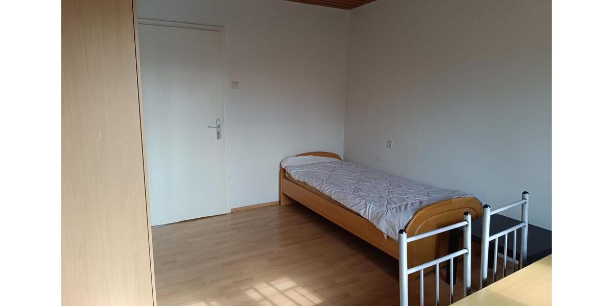 Wohnen auf Zeit Zell am Main - 1 Zimmer, 16 m&sup2;, 420&euro; | Angebot:26246254