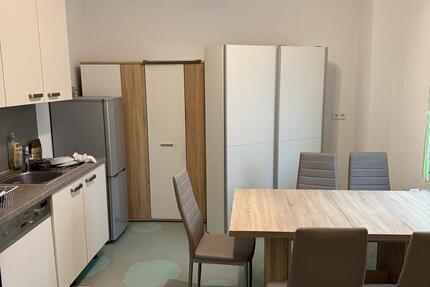 Wohnen auf Zeit Villingen-Schwenningen Schwenningen - 4 Zimmer, 20 m&sup2;, 400&euro; | Angebot:25088462