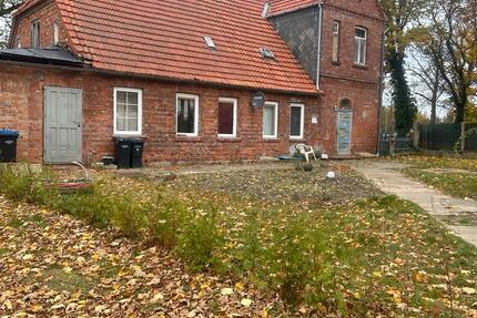 Haus Ludwigslust - 6 Zimmer, 200 m&sup2;, 6.000&euro; | Angebot:24585432