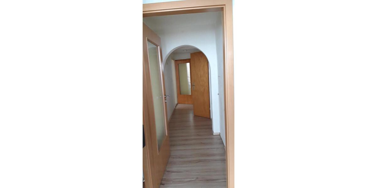 Erdgeschoßwohnung Weidhausen bei Coburg - 2 Zimmer, 70 m&sup2;, 460&euro; | Angebot:25171545