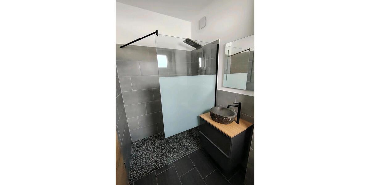 Doppelhaushälfte Pollenfeld - 5.5 Zimmer, 165 m&sup2;, 1.750&euro; | Angebot:24808306