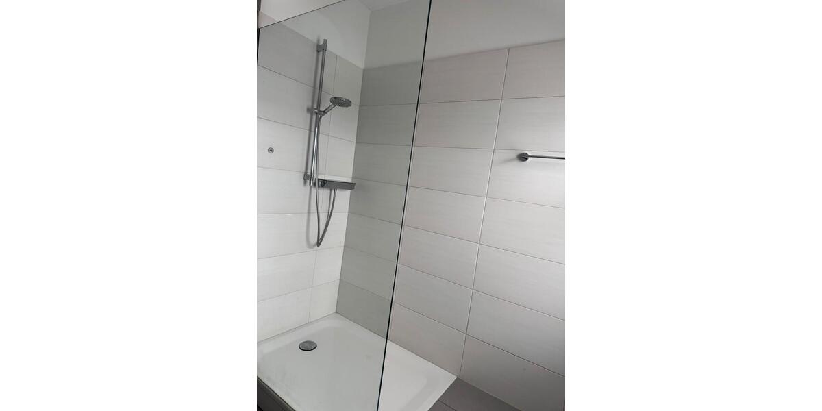 Dachgeschoßwohnung Gießen - 5 Zimmer, 105 m&sup2;, 1.450&euro; | Angebot:24855375