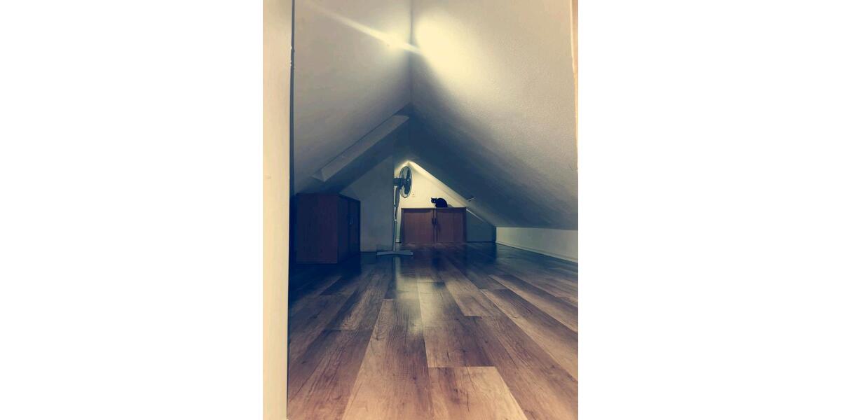 Dachgeschoßwohnung Gardelegen - 4 Zimmer, 100 m&sup2;, 550&euro; | Angebot:24653503