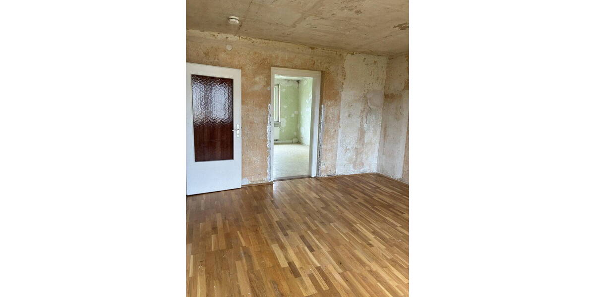 Etagenwohnung Dessau-Roßlau Innenstadt - 2 Zimmer, 48 m&sup2;, 388&euro; | Angebot:26377284
