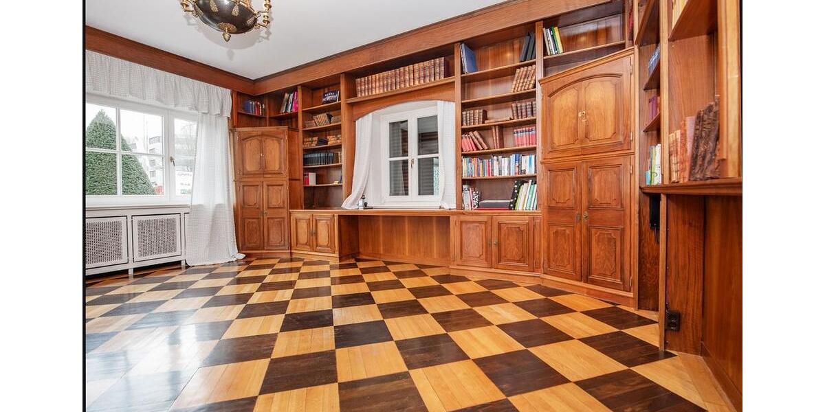 Villa Bielefeld Schildesche - 7 Zimmer, 272 m&sup2;, 2.700&euro; | Angebot:26291726