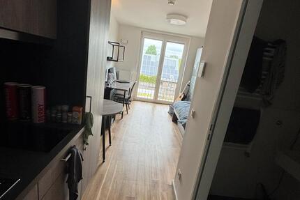 Wohnung Berlin (Dezember-März frei) mit kostenlosem Parkplatz 1 zimmer