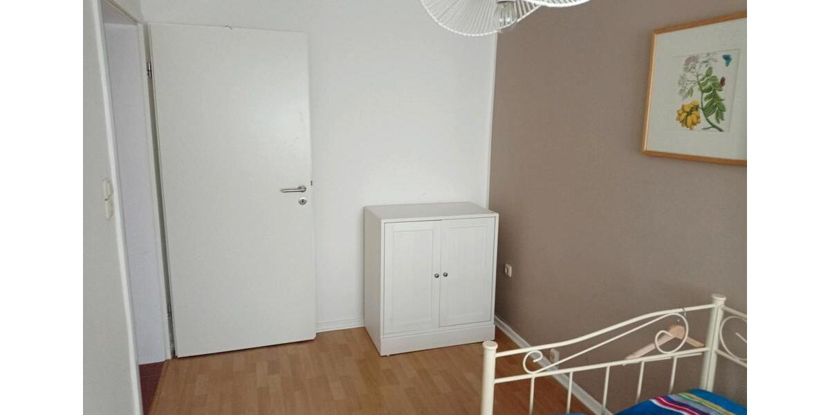 Wohnen auf Zeit Tessin - 4 Zimmer, 100 m&sup2;, 100&euro; | Angebot:26200066