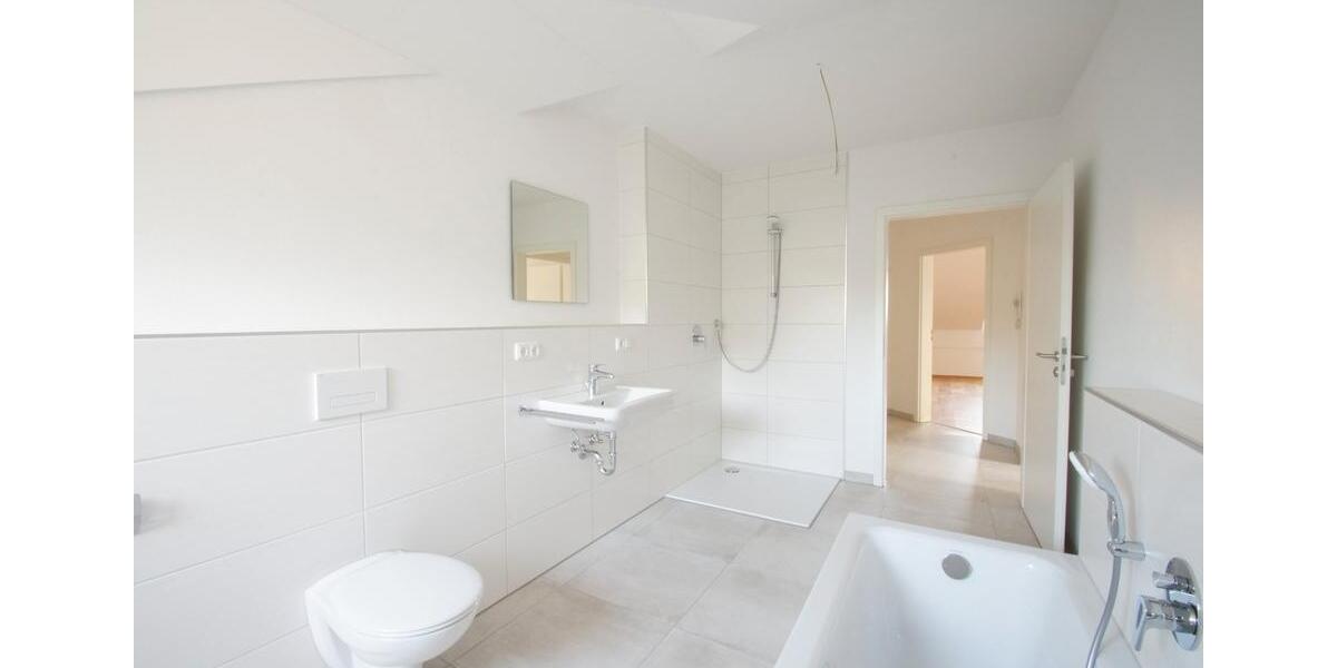 Dachgeschoßwohnung Vilshofen an der Donau - 2 Zimmer, 75 m&sup2;, 735&euro; | Angebot:26131697