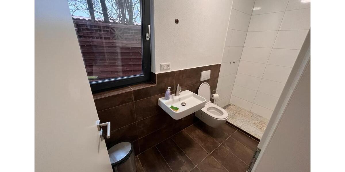 Erdgeschoßwohnung Eppelheim - 1 Zimmer, 8 m&sup2;, 475&euro; | Angebot:24638401