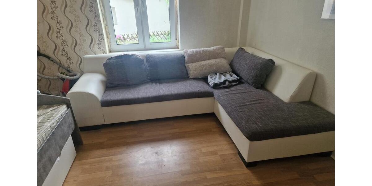 Etagenwohnung Bad Pyrmont - 4 Zimmer, 85 m&sup2;, 550&euro; | Angebot:26495652