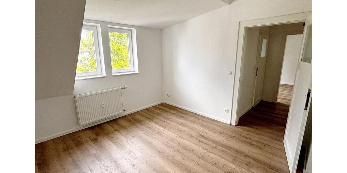 Dachgeschoßwohnung Darmstadt Darmstadt-Ost - 3 Zimmer, 70 m&sup2;, 1.200&euro; | Angebot:26669714
