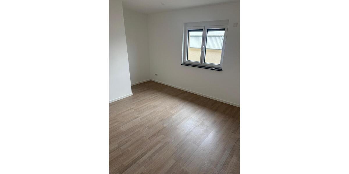 Einfamilienhaus Pohlheim - 3 Zimmer, 110 m&sup2;, 1.490&euro; | Angebot:25973723