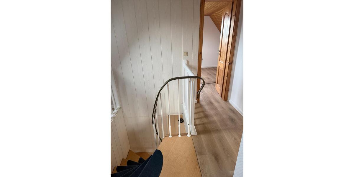 Maisonettenwohnung Bielefeld Heepen - 5 Zimmer, 100 m&sup2;, 1.150&euro; | Angebot:26039390