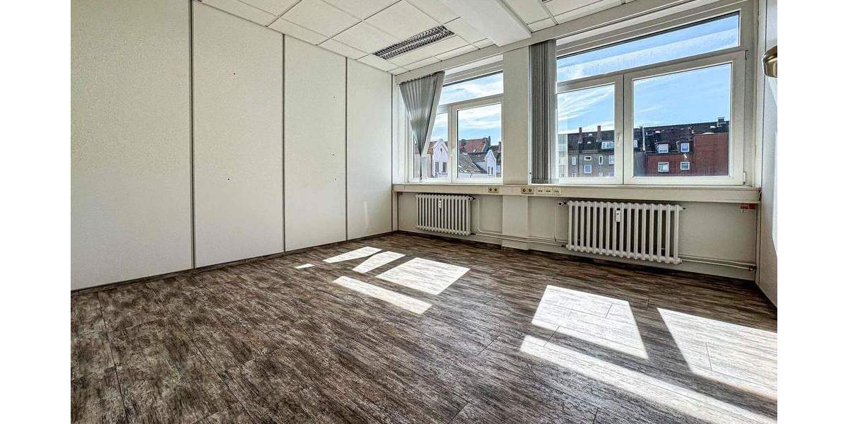 Gewerbeobjekt Kiel Exerzierplatz - 9 Zimmer, 245 m&sup2;, 3.400&euro; | Angebot:25666595