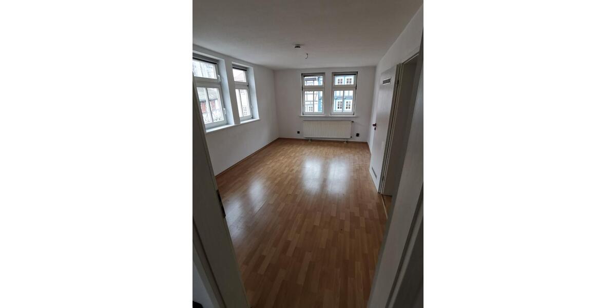 Etagenwohnung Bad Langensalza - 3 Zimmer, 66 m&sup2;, 420&euro; | Angebot:26232470