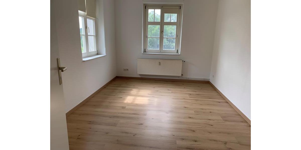 Etagenwohnung Mittweida - 1 Zimmer, 16 m&sup2;, 169&euro; | Angebot:25307849