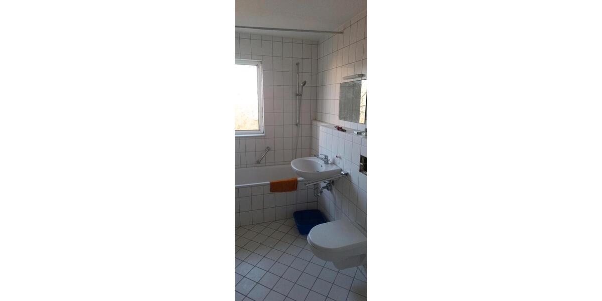 Dachgeschoßwohnung Karlsruhe Neureut - 3 Zimmer, 84 m&sup2;, 990&euro; | Angebot:25181030