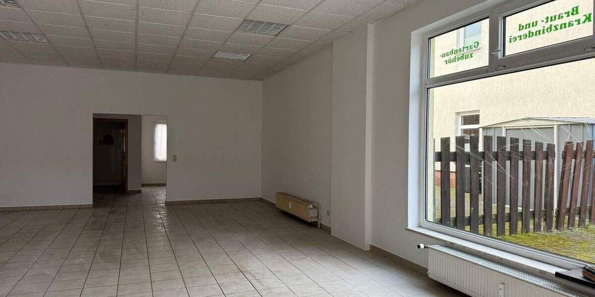 Gewerbeobjekt Eggesin - 2 Zimmer, 408&euro; | Angebot:24674015