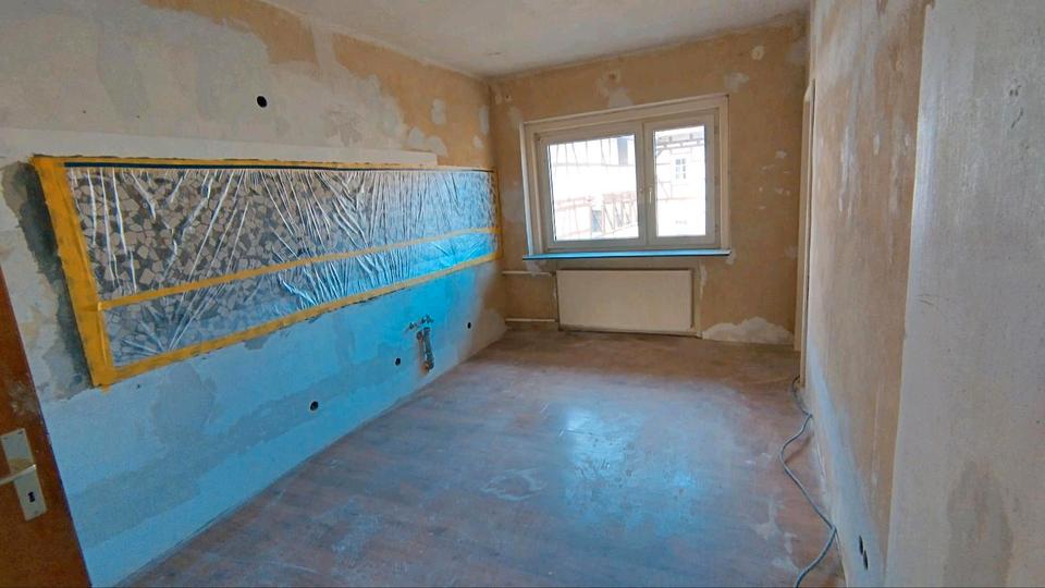 Etagenwohnung Neukirchen - 8 Zimmer, 135 m&sup2;, 1.350&euro; | Angebot:26406482