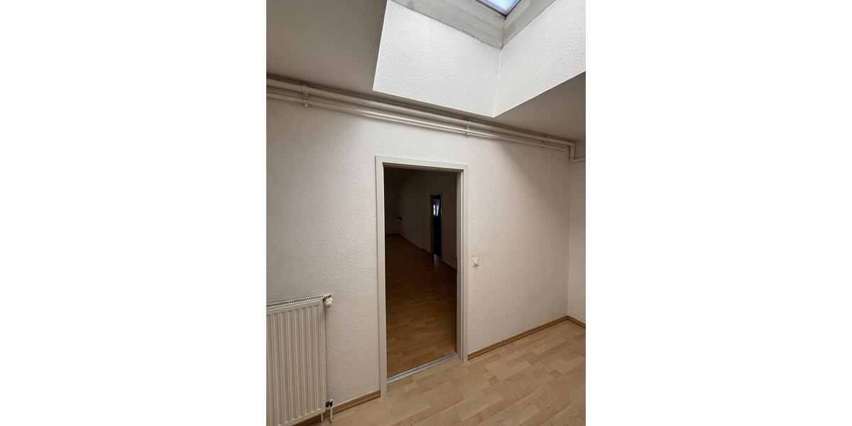 Dachgeschoßwohnung Anklam - 2 Zimmer, 73 m&sup2;, 417&euro; | Angebot:24878595