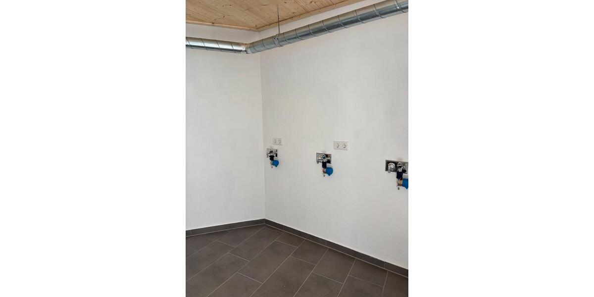 Dachgeschoßwohnung Wetzlar Dutenhofen - 3 Zimmer, 67 m&sup2;, 920&euro; | Angebot:26412904