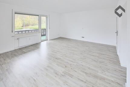 *Attendorn* Erstbezug nach Renovierung – großzügige Wohnung mit Balkon & Garten 4 zimmer