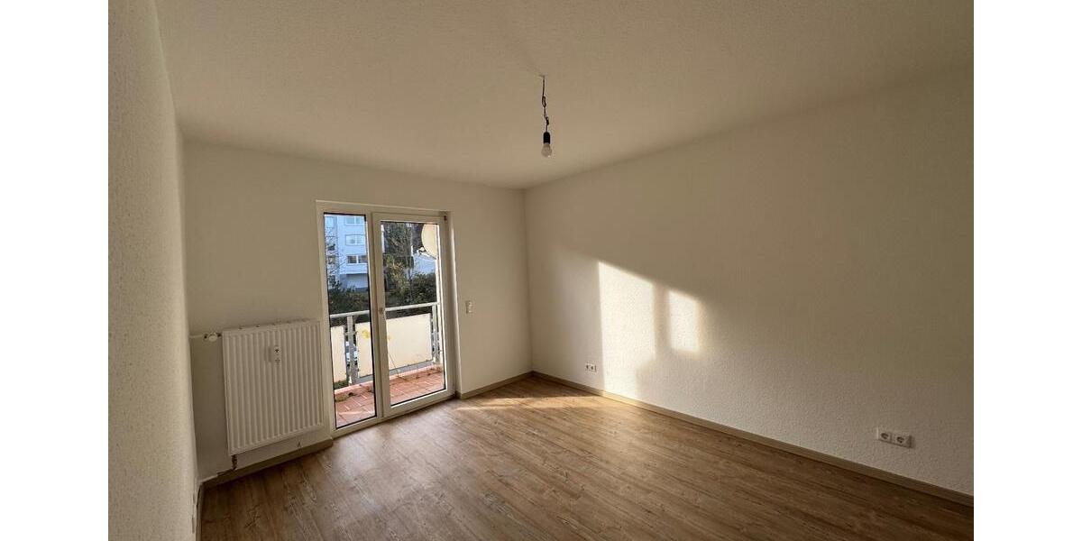 Etagenwohnung Siegen - 3 Zimmer, 71 m&sup2;, 639&euro; | Angebot:26645324