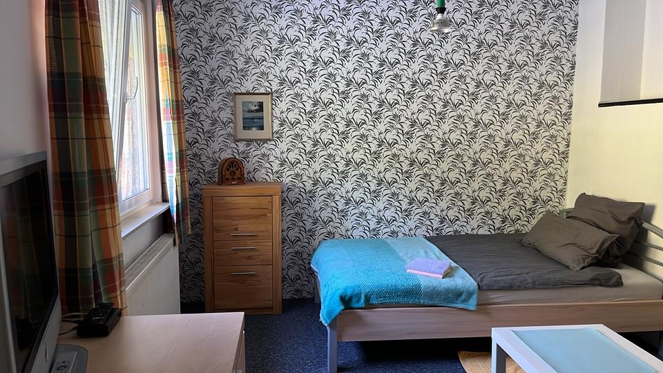 1 schönes großes Zimmer in Wilhelmsthal 1 zimmer