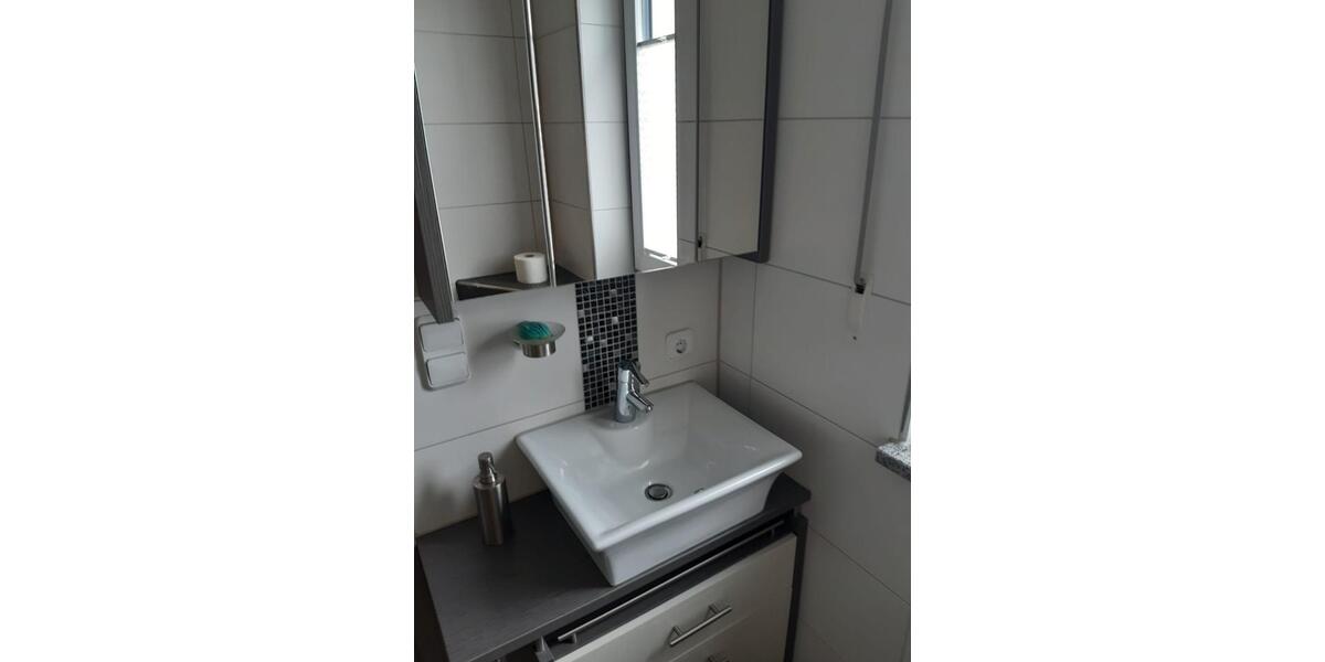 Doppelhaushälfte Eschenbach in der Oberpfalz - 14 Zimmer, 123 m&sup2;, 1.900&euro; | Angebot:26503618