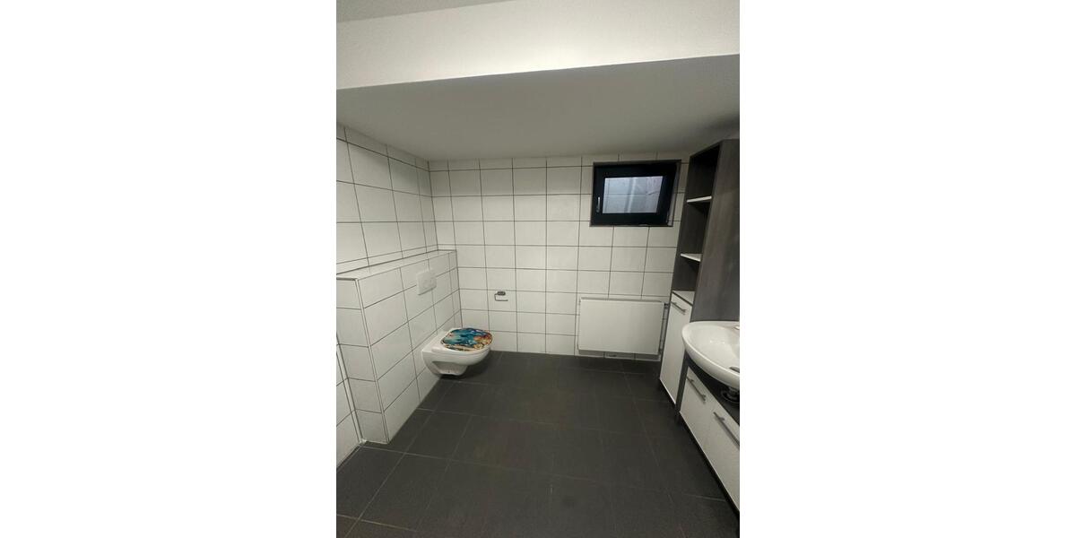 Etagenwohnung Frickenhausen - 2 Zimmer, 65 m&sup2;, 650&euro; | Angebot:26633486